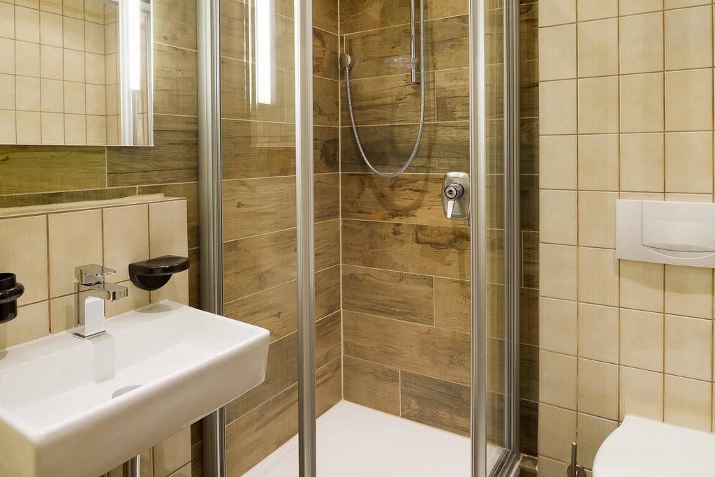 Hotel Am Brenner Tauberbischofsheim Kültér fotó