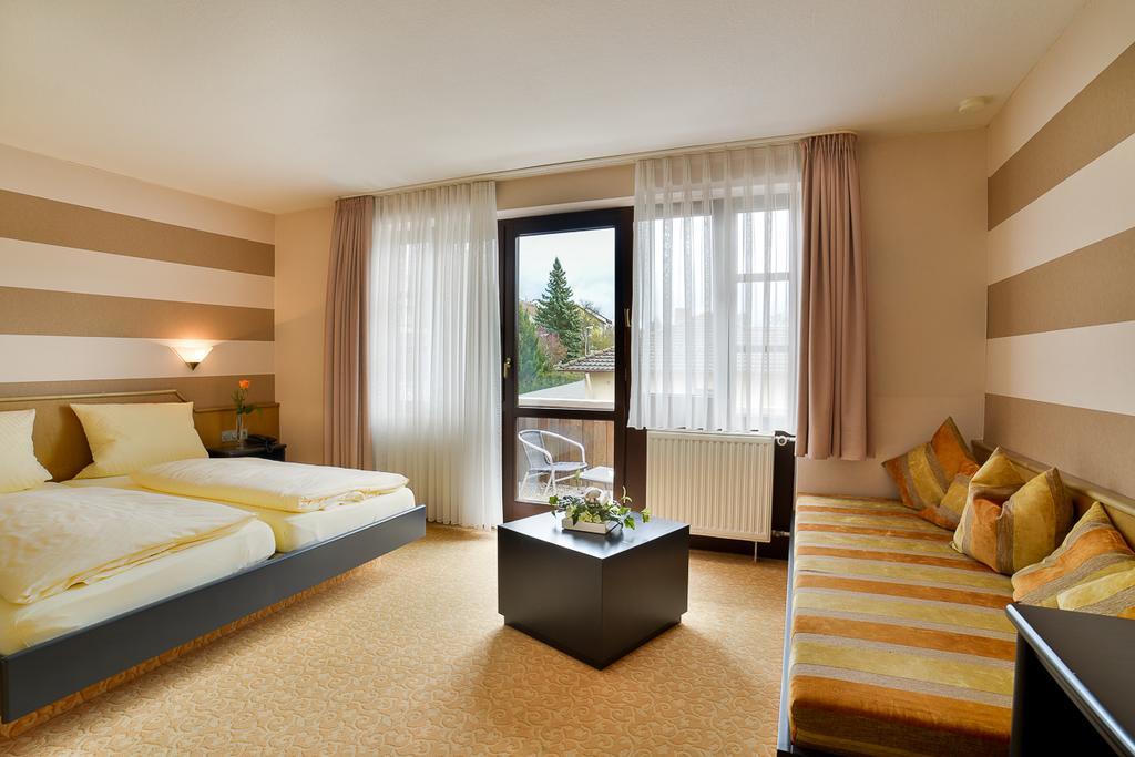 Hotel Am Brenner Tauberbischofsheim Kültér fotó