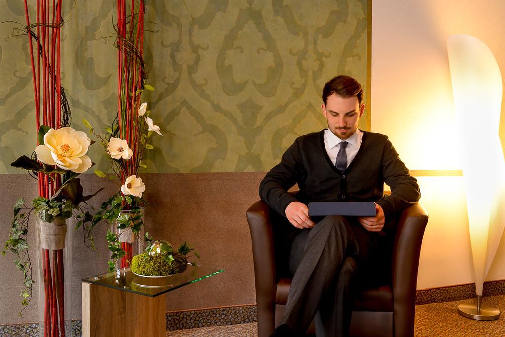 Hotel Am Brenner Tauberbischofsheim Kültér fotó